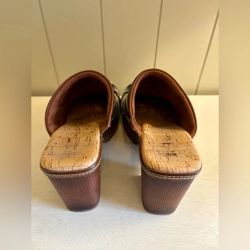 Korks Kork Ease Lori Slide Clog Aztec Fabric Heel Platform 10 Like New! - Picture 5 of 10
